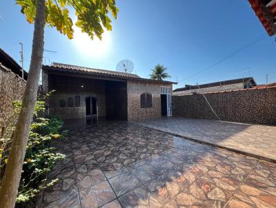 Casa para Venda, em Itanhaém, bairro Balneário Gaivota, 3 dormitórios, 4 banheiros, 4 vagas