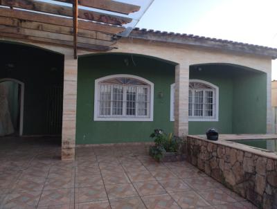 Casa para Venda, em Itanhaém, bairro Balneário Gaivota, 5 dormitórios, 1 banheiro, 3 suítes, 5 vagas