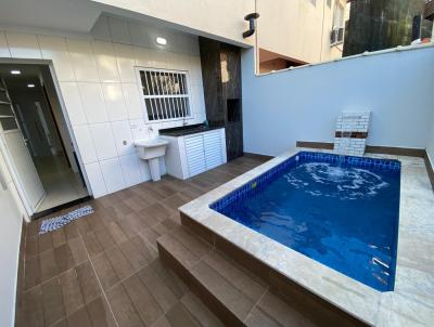 Casa para Venda, em Mongaguá, bairro Plataforma, 2 dormitórios, 1 banheiro, 2 suítes, 2 vagas