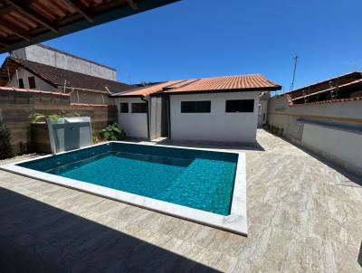 Casa para Venda, em Itanhaém, bairro Satélite, 3 dormitórios, 1 banheiro, 2 suítes, 4 vagas